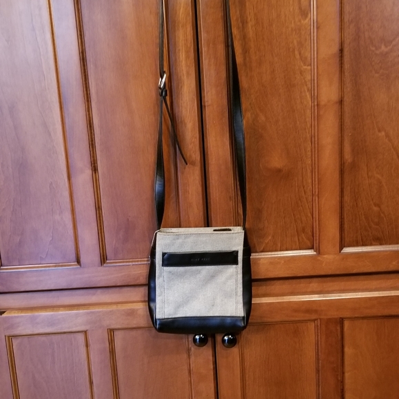 Nine West small purse - Picture 2 of 3